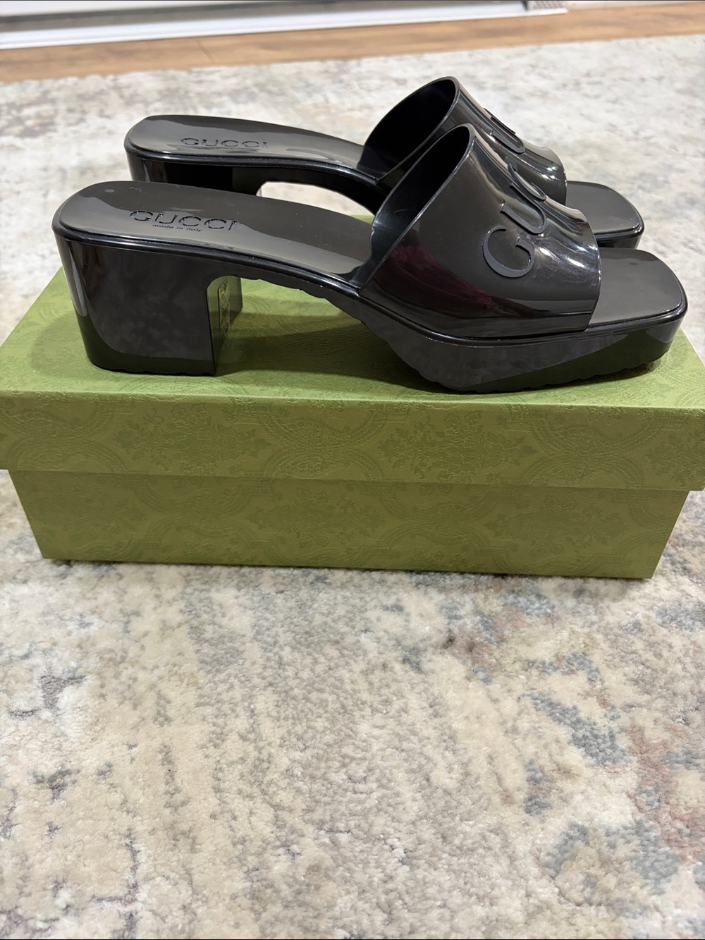 Gucci Rubber Mule Slides